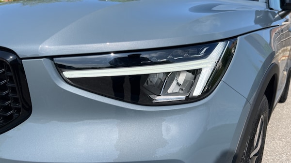 Used Volvo XC40 2023 for sale - 76168702: Photo 31