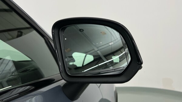 Used Volvo XC40 2023 for sale - 76168702: Photo 32