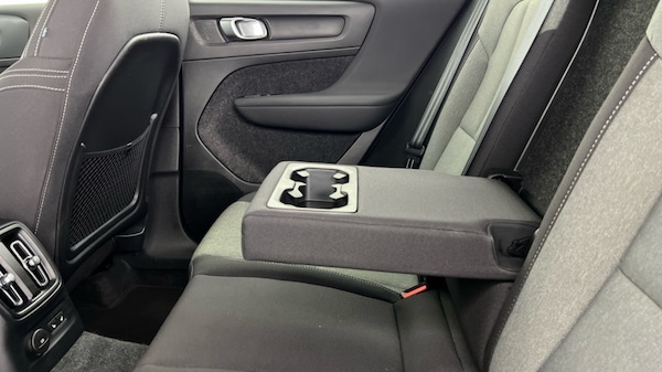 Used Volvo XC40 2023 for sale - 76168702: Photo 34