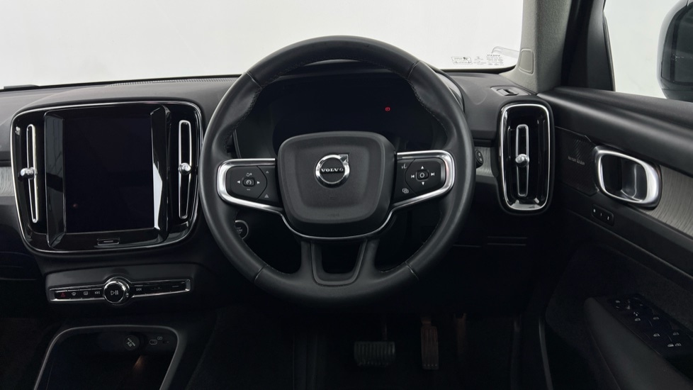 Used Volvo XC40 2022 for sale - 77018380: Photo 10