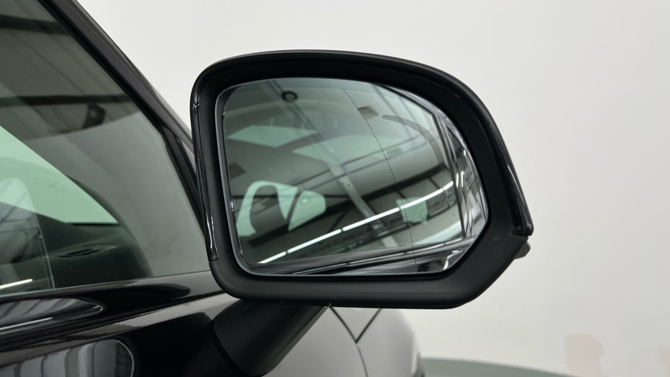 Used Volvo XC40 2022 for sale - 77018380: Photo 32