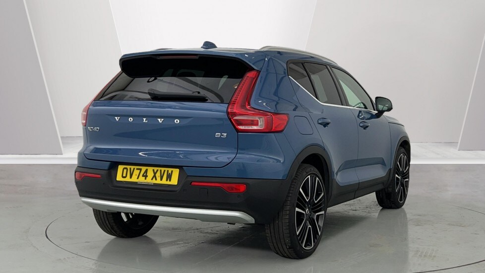 Used Volvo XC40 2024 for sale - 75776153: Photo 2
