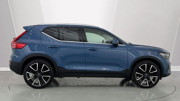 Used Volvo XC40 2024 for sale - 75776153: Photo 3