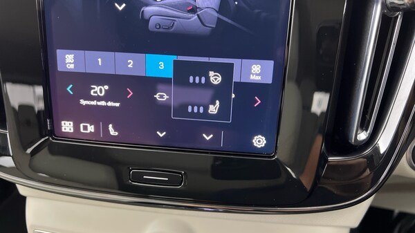 Used Volvo XC40 2024 for sale - 75776153: Photo 47