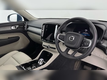 Used Volvo XC40 2024 for sale - 75776153: Photo