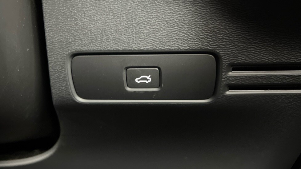 Used Volvo C40 2023 for sale - 77480247: Photo 52