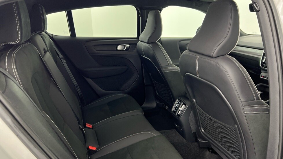 Used Volvo C40 2023 for sale - 77480247: Photo 6