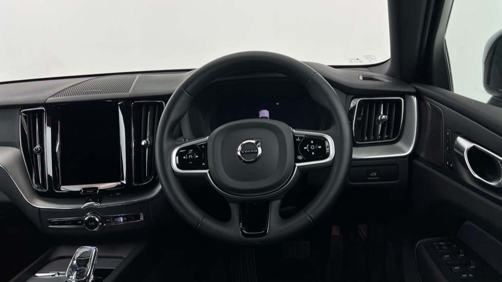 Used Volvo XC60 2025 for sale - 76487522: Photo 10