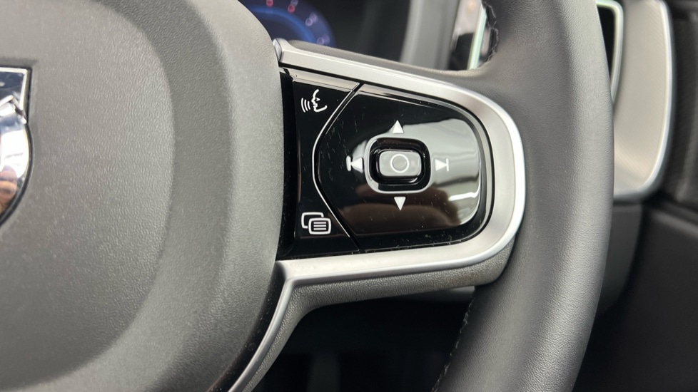 Used Volvo XC60 2025 for sale - 76487522: Photo 22