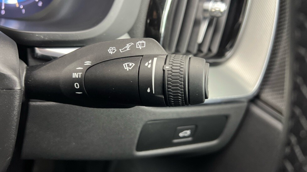 Used Volvo XC60 2025 for sale - 76487522: Photo 23