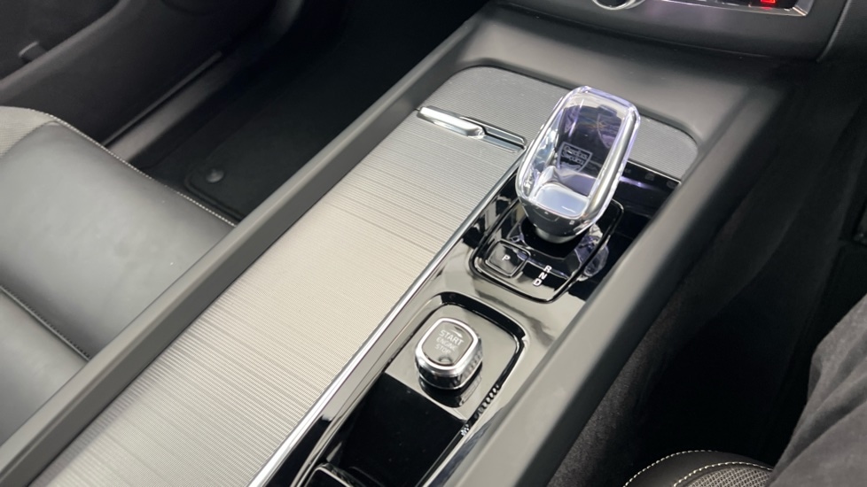 Used Volvo XC60 2025 for sale - 76487522: Photo 25