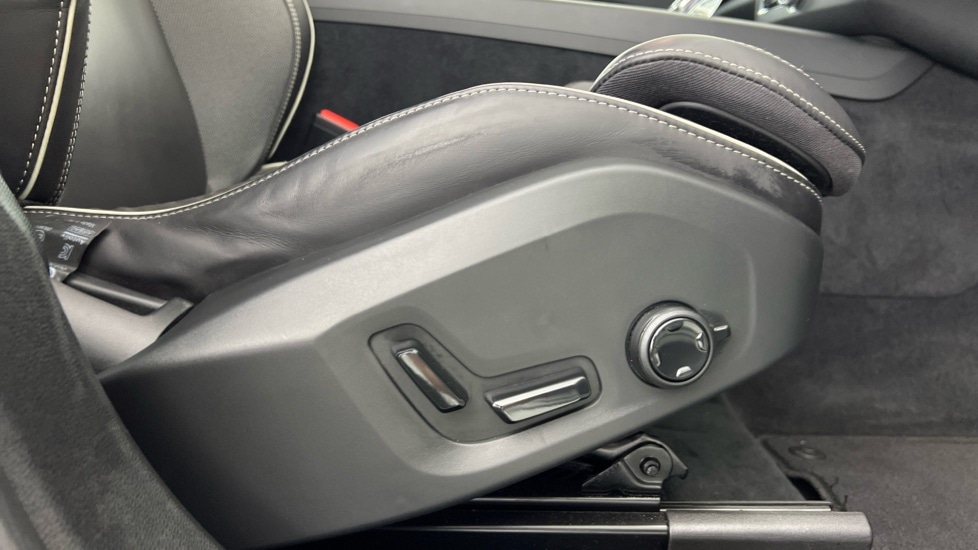 Used Volvo XC60 2025 for sale - 76487522: Photo 30