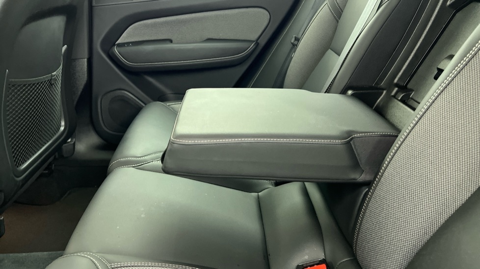 Used Volvo XC60 2025 for sale - 76487522: Photo 34