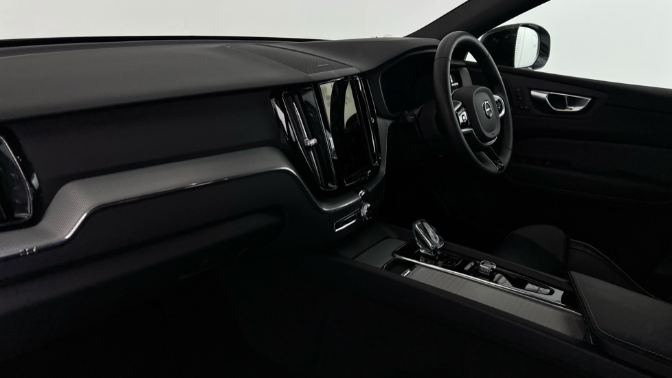 Used Volvo XC60 2025 for sale - 76487522: Photo 50