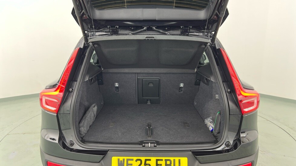 Used Volvo XC40 2025 for sale - 76507478: Photo 13
