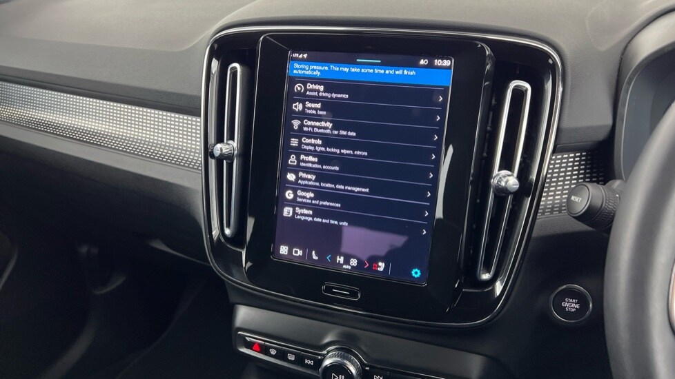 Used Volvo XC40 2025 for sale - 76507478: Photo 17