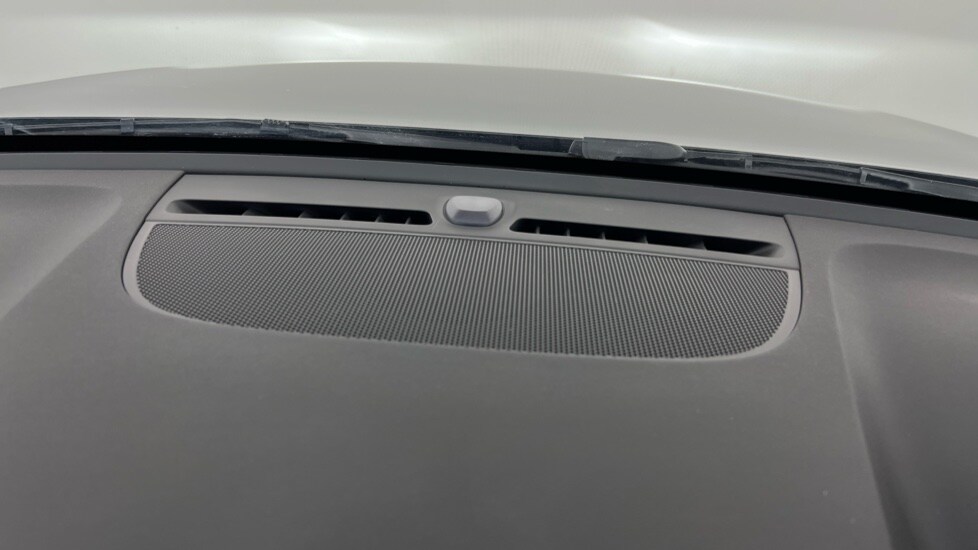 Used Volvo XC40 2025 for sale - 76507478: Photo 26