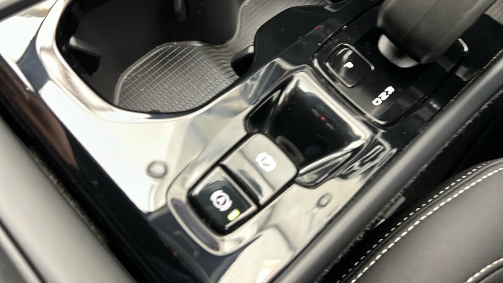 Used Volvo XC40 2025 for sale - 76507478: Photo 27