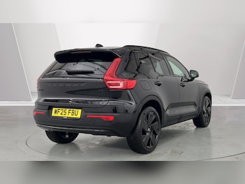 Used Volvo XC40 2025 for sale - 76507478: Photo