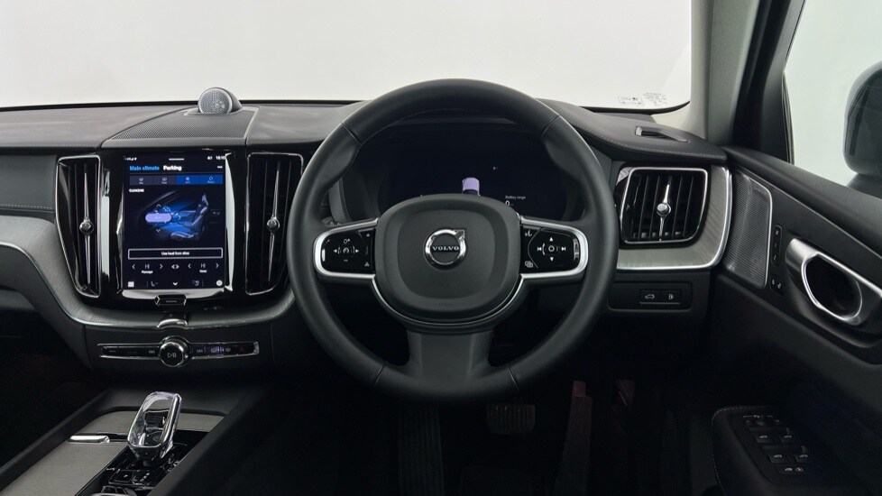 Used Volvo XC60 2025 for sale - 77428187: Photo 10