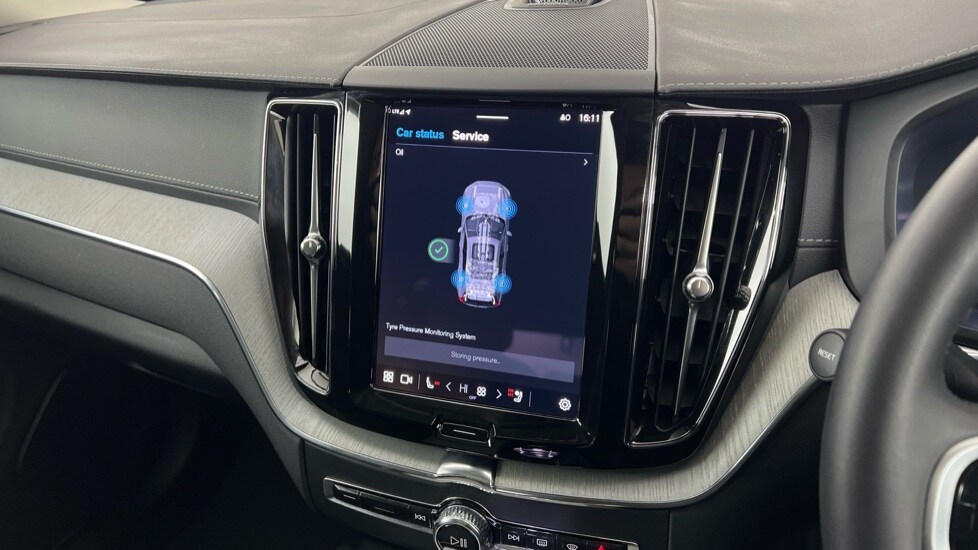 Used Volvo XC60 2025 for sale - 77428187: Photo 15