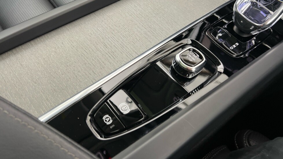 Used Volvo XC60 2025 for sale - 77428187: Photo 27