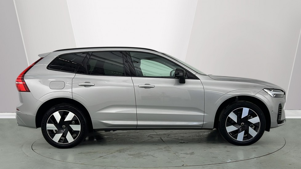 Used Volvo XC60 2025 for sale - 77428187: Photo 3