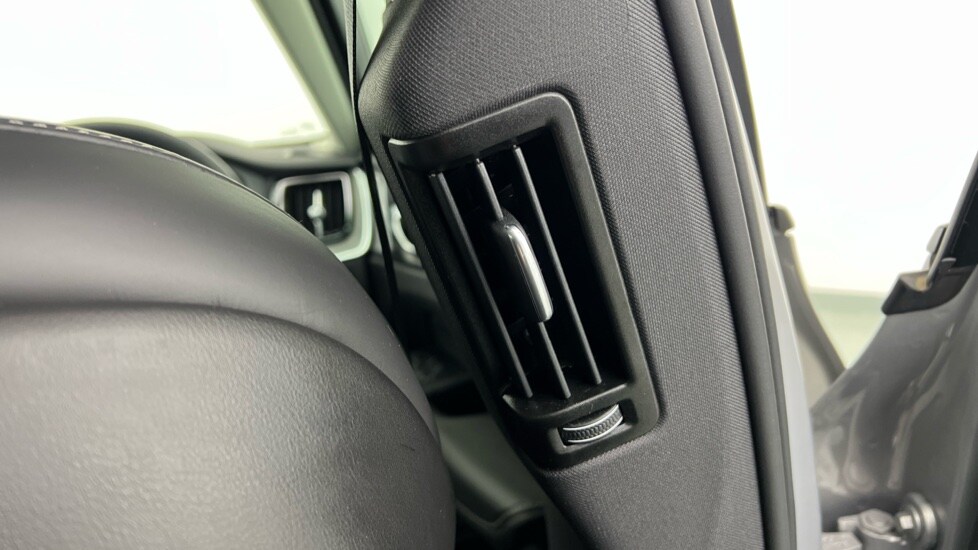 Used Volvo XC60 2025 for sale - 77428187: Photo 39