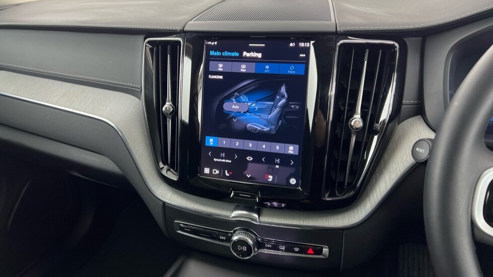 Used Volvo XC60 2025 for sale - 77428187: Photo 48