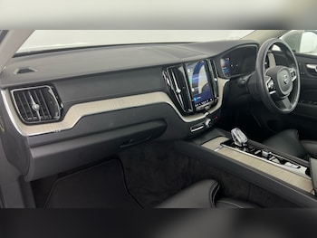 Used Volvo XC60 2021 for sale - 79381207: Photo