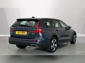 Used Volvo V60 2022 for sale - 78724509: Photo