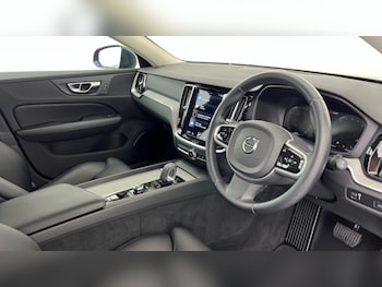 Used Volvo V60 2022 for sale - 78724509: Photo