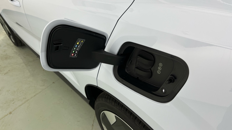 Used Volvo EX30 2025 for sale - 76018085: Photo 16