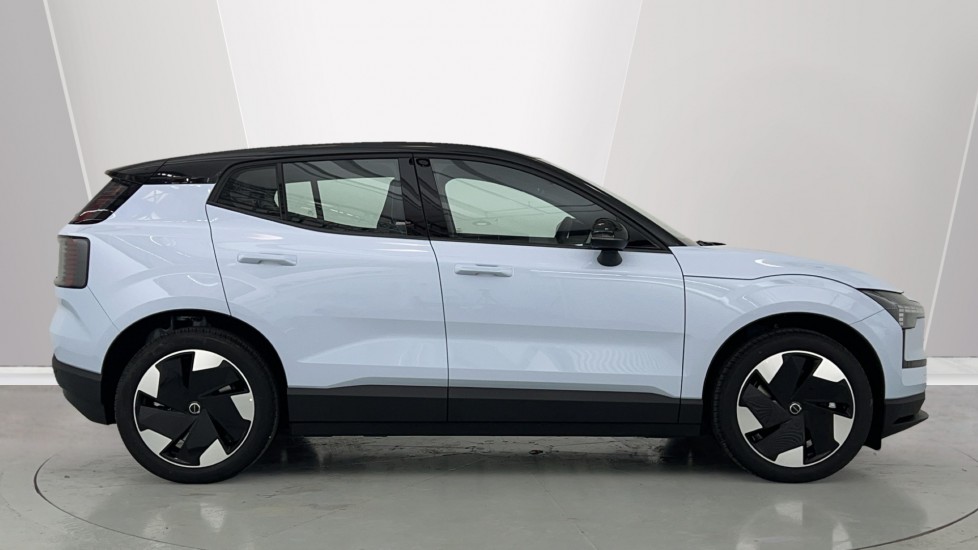 Used Volvo EX30 2025 for sale - 76018085: Photo 3