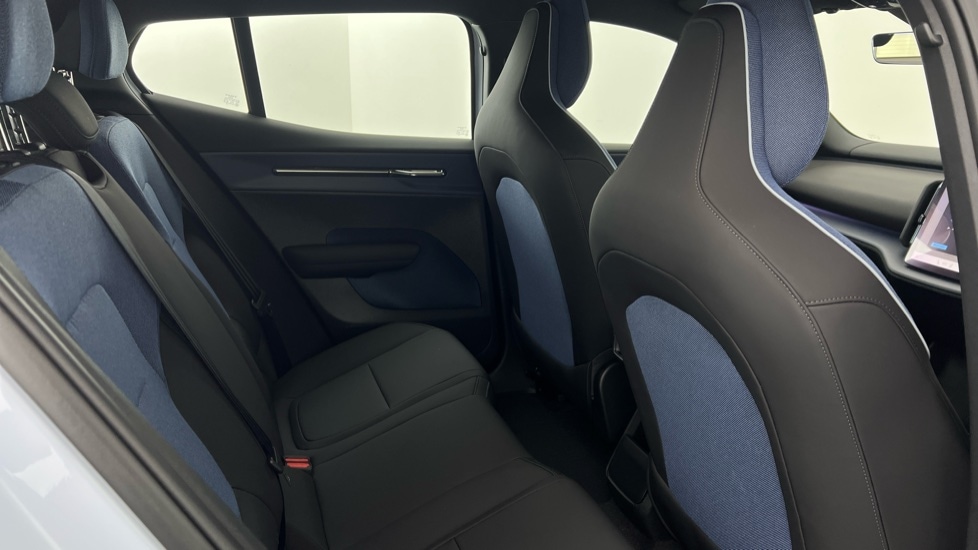 Used Volvo EX30 2025 for sale - 76018085: Photo 6