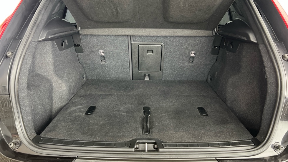 Used Volvo XC40 2021 for sale - 77981155: Photo 5