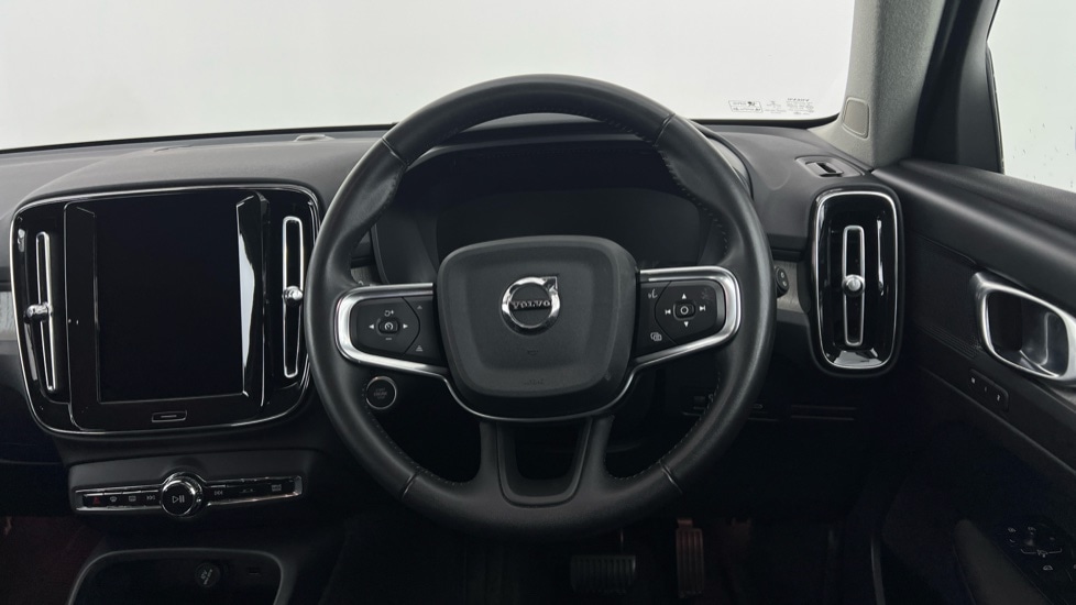 Used Volvo XC40 2021 for sale - 76007743: Photo 10