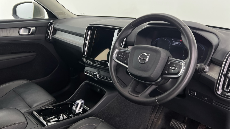 Used Volvo XC40 2021 for sale - 76007743: Photo 4