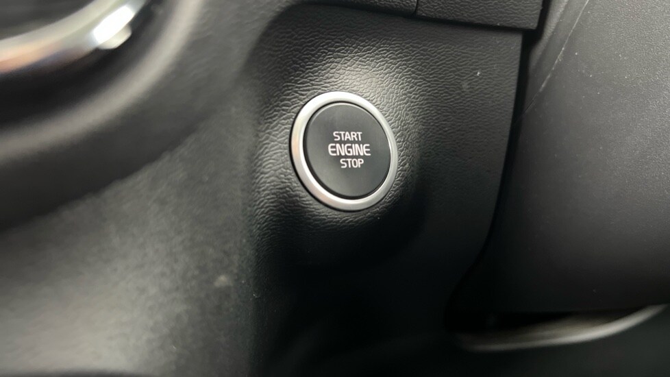 Used Volvo XC40 2021 for sale - 76007743: Photo 43