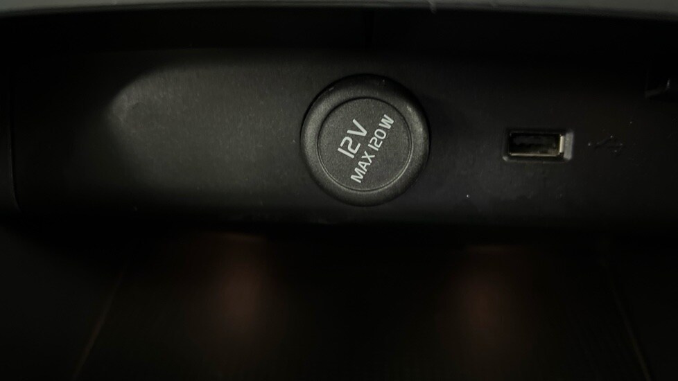 Used Volvo XC40 2021 for sale - 76007743: Photo 45