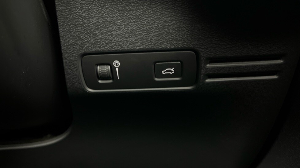 Used Volvo XC40 2021 for sale - 76007743: Photo 47
