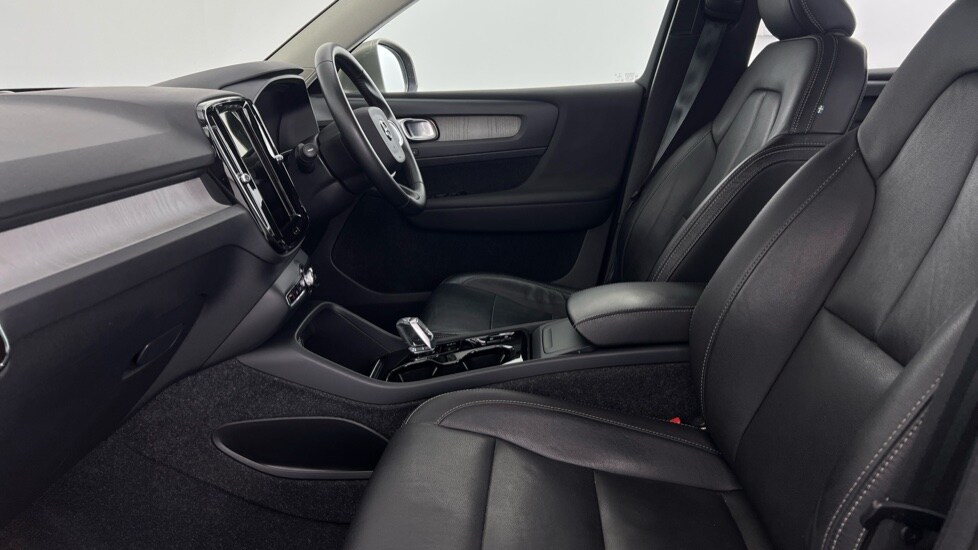 Used Volvo XC40 2021 for sale - 76007743: Photo 53