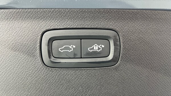 Used Volvo XC90 2022 for sale - 76234091: Photo 34