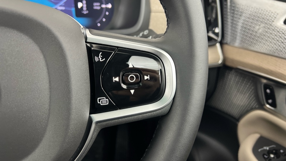 Used Volvo XC90 2025 for sale - 77457810: Photo 22