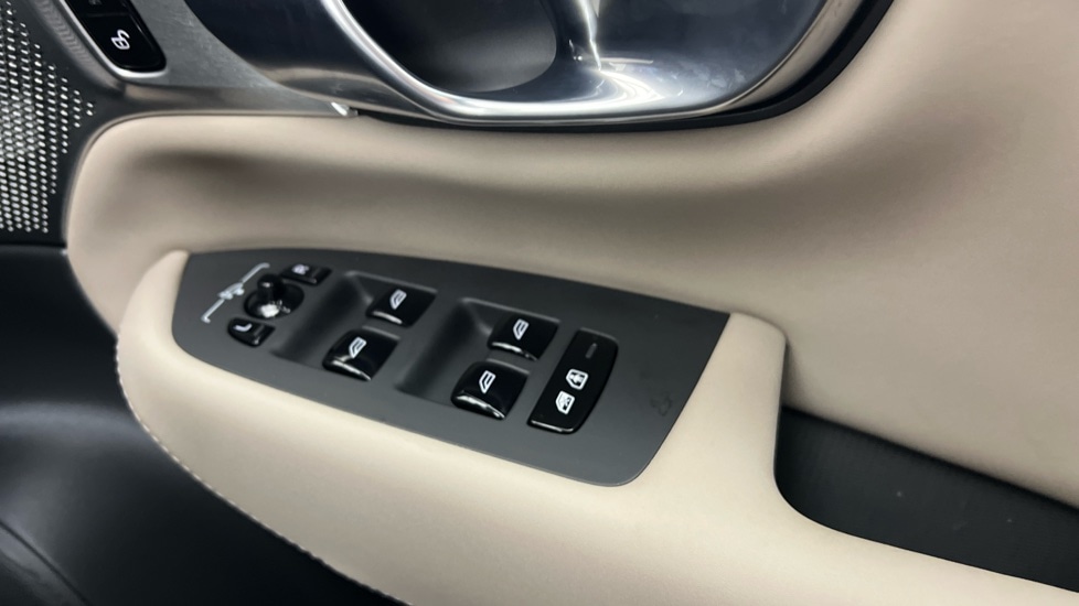 Used Volvo XC90 2025 for sale - 77457810: Photo 24