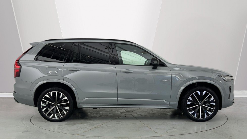 Used Volvo XC90 2025 for sale - 77457810: Photo 3