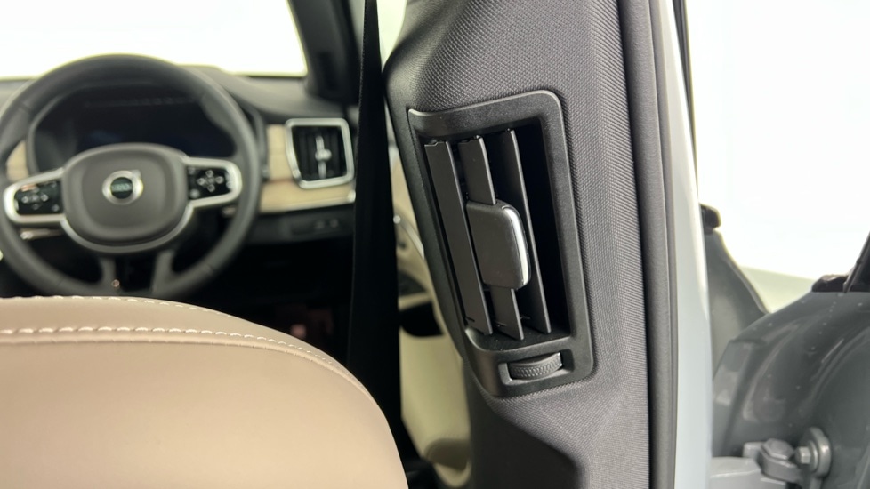 Used Volvo XC90 2025 for sale - 77457810: Photo 39