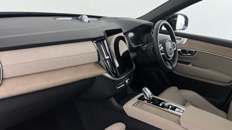 Used Volvo XC90 2025 for sale - 77457810: Photo 64