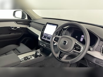 Used Volvo XC90 2025 for sale - 79108540: Photo