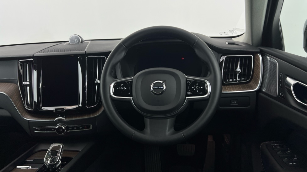 Used Volvo XC60 2022 for sale - 76116803: Photo 10